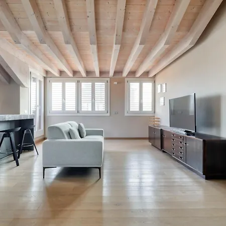 Apartment Joivy Elegant With Parking And Balcony *