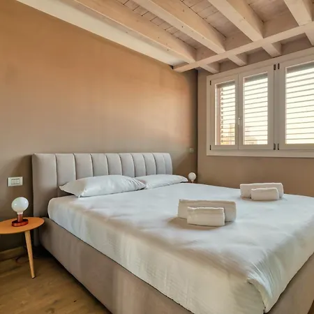 Apartment Joivy Elegant With Parking And Balcony