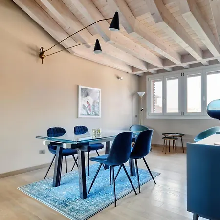 Apartment Joivy Elegant With Parking And Balcony