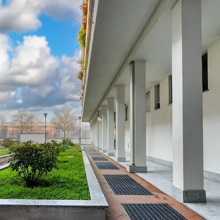 Joivy Elegant With Parking And Balcony *