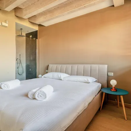 Joivy Elegant With Parking And Balcony Appartement